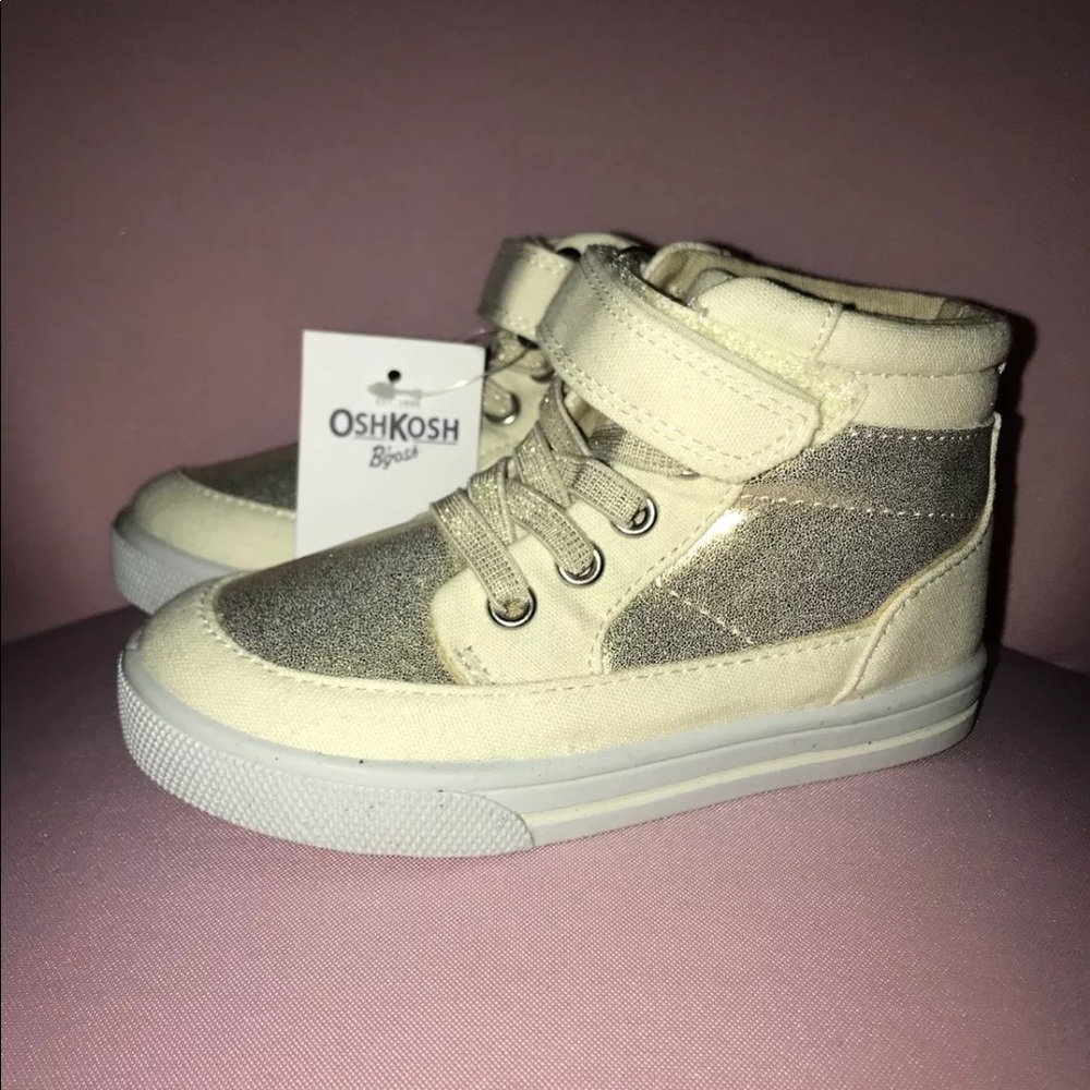 OshKosh B'Gosh Evie Sneaker Gold Toddler Size 8 M